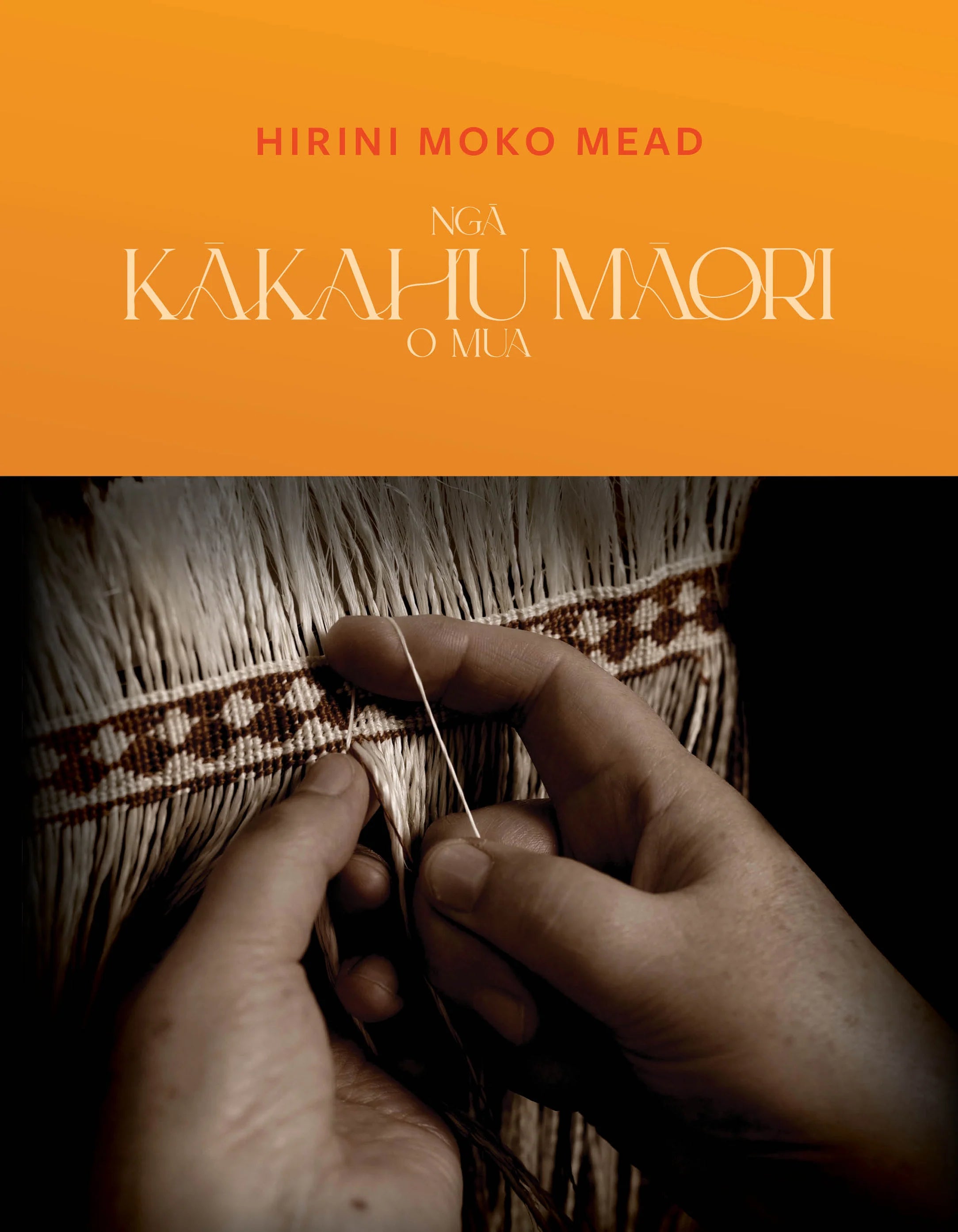 Ngā Kākahu Māori o Mua cover image